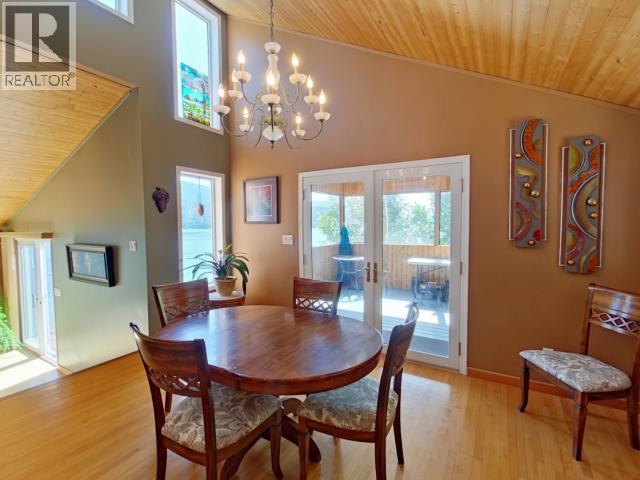 10754 Mariners Way, Powell River, British Columbia  V8A 0G5 - Photo 11 - 19829