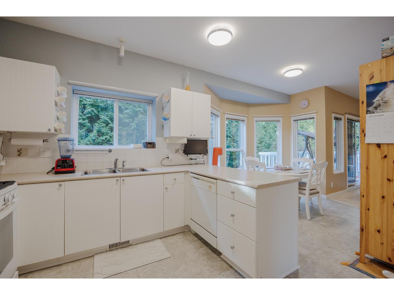 6615 205 Street, Langley, British Columbia  V1Y 2X8 - Photo 8 - R3102366