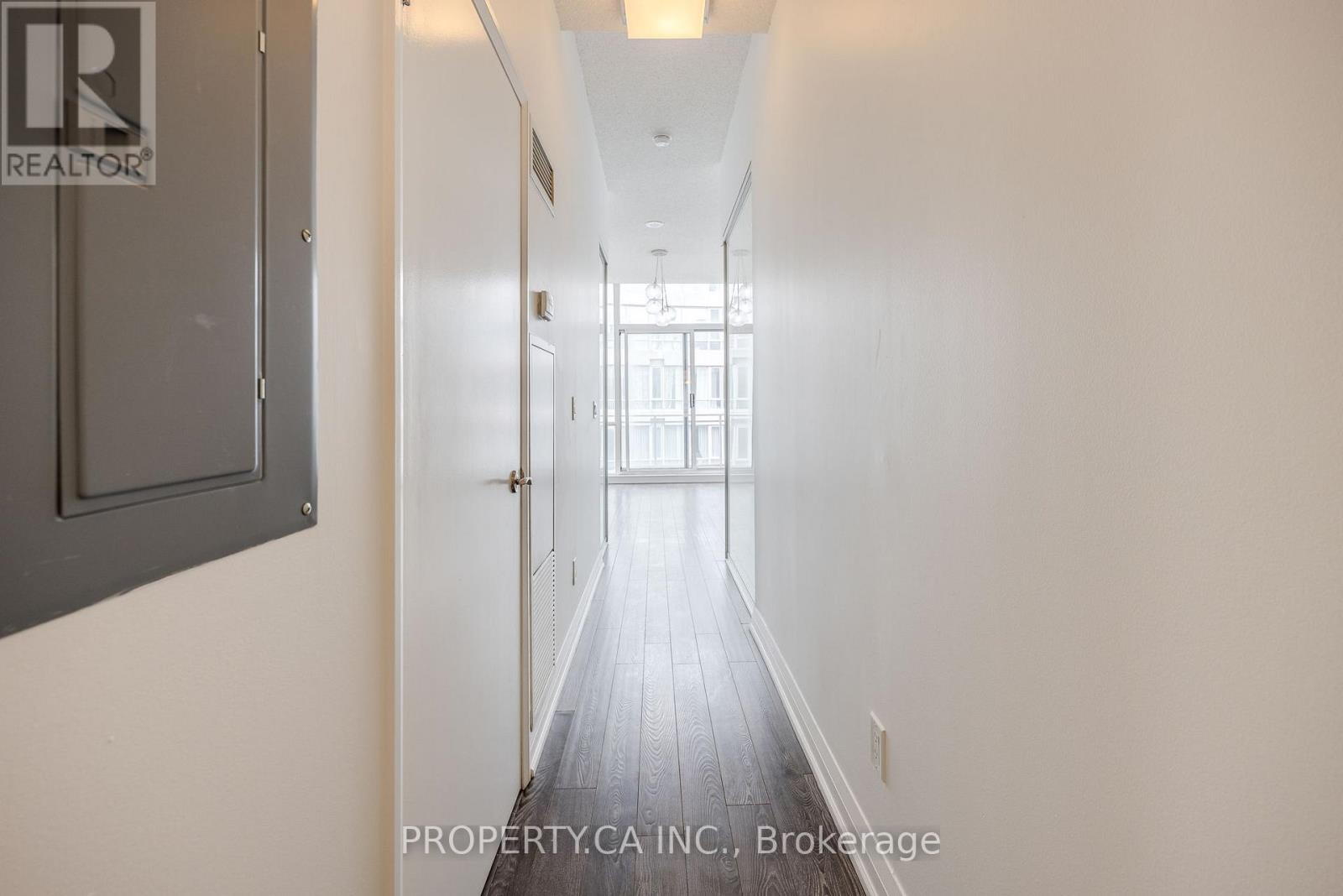 Ph2104 - 220 Victoria Street, Toronto, Ontario  M5B 2R6 - Photo 3 - C13089700