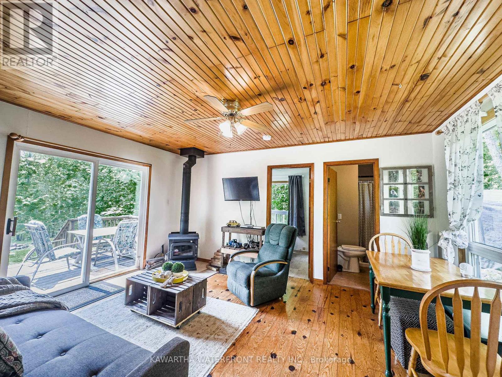 1120 English Circle, Highlands East, Ontario  K0M 1R0 - Photo 12 - X13092340