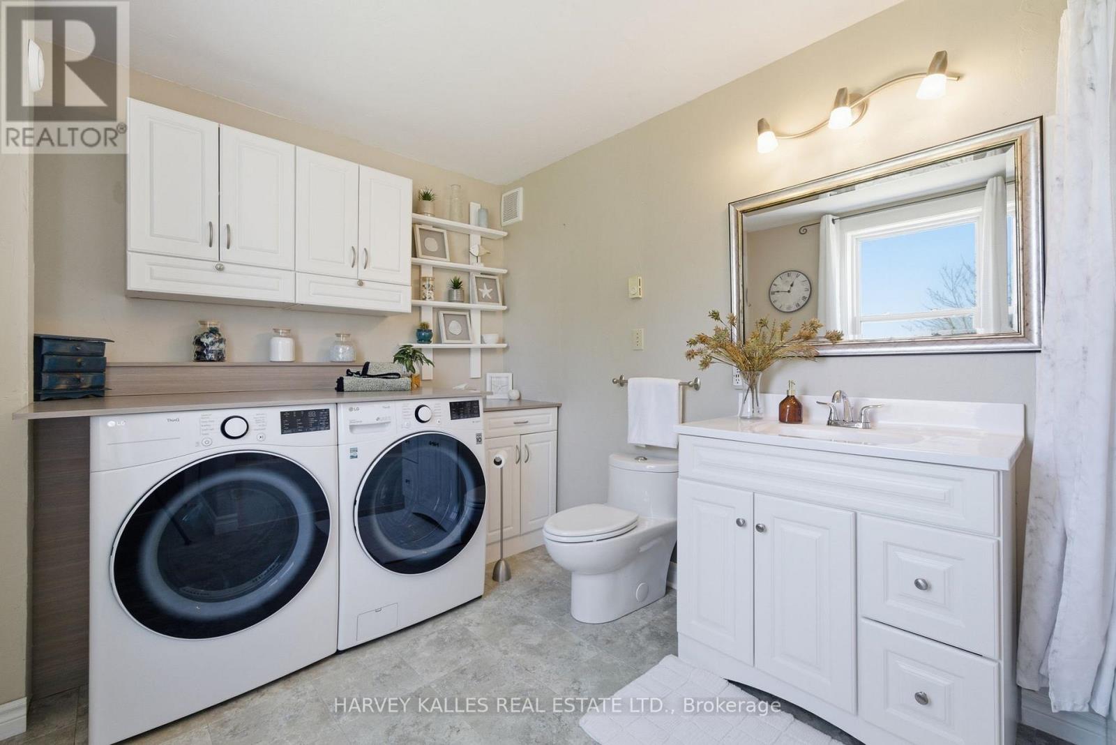17682 Loyalist Parkway, Prince Edward County, Ontario  K0K 3L0 - Photo 21 - X13092588