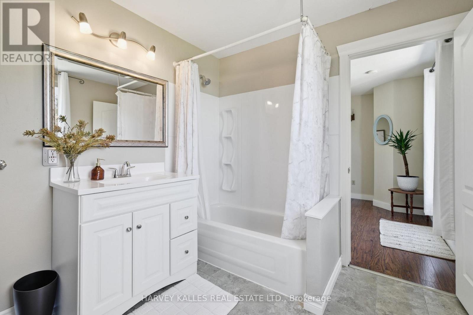 17682 Loyalist Parkway, Prince Edward County, Ontario  K0K 3L0 - Photo 22 - X13092588