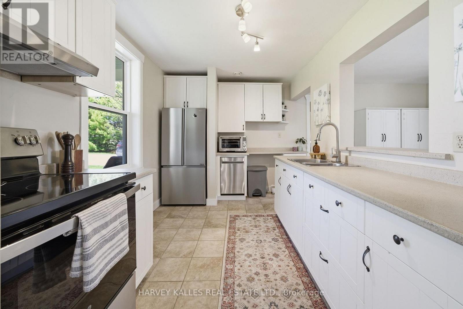 17682 Loyalist Parkway, Prince Edward County, Ontario  K0K 3L0 - Photo 5 - X13092588