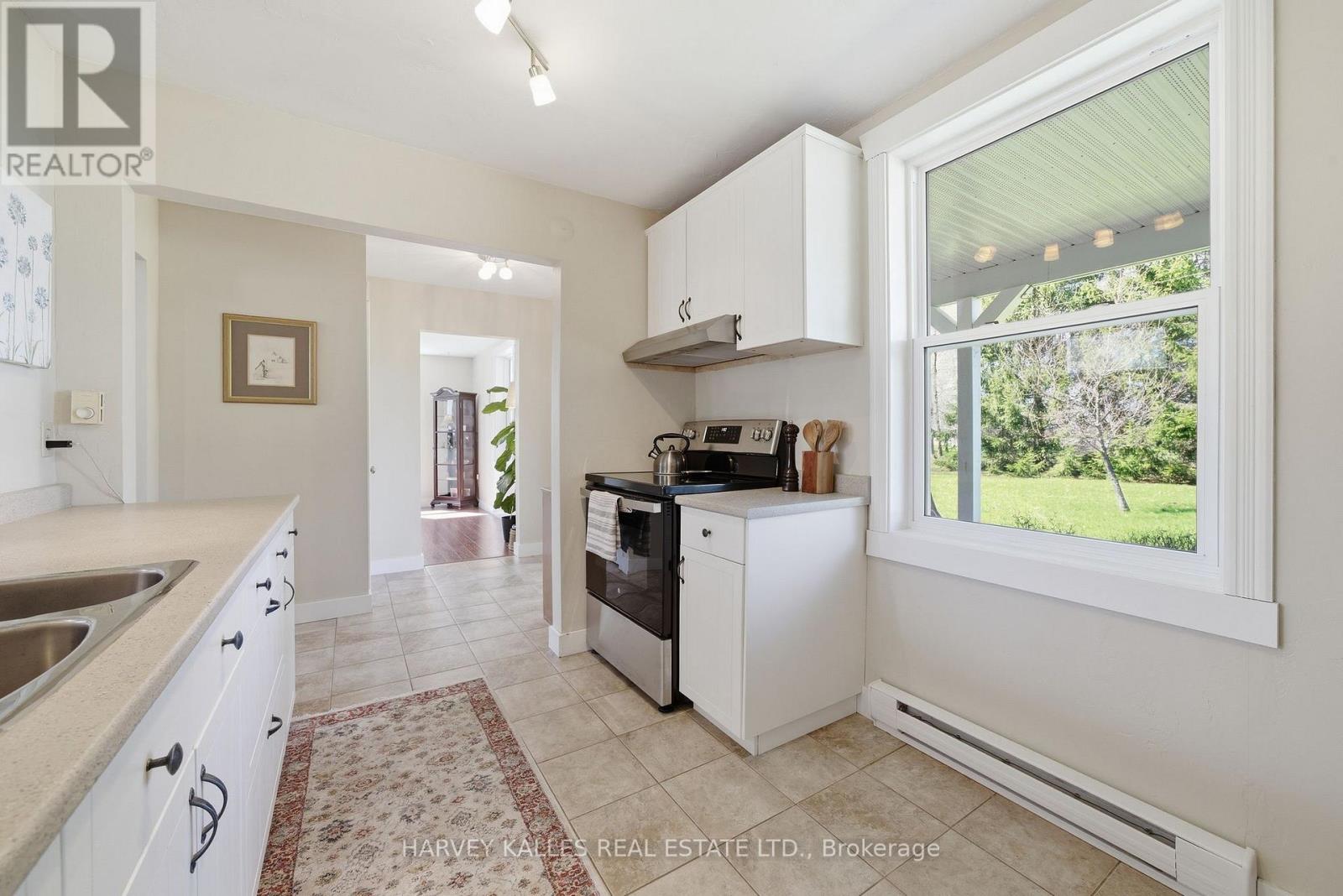 17682 Loyalist Parkway, Prince Edward County, Ontario  K0K 3L0 - Photo 6 - X13092588