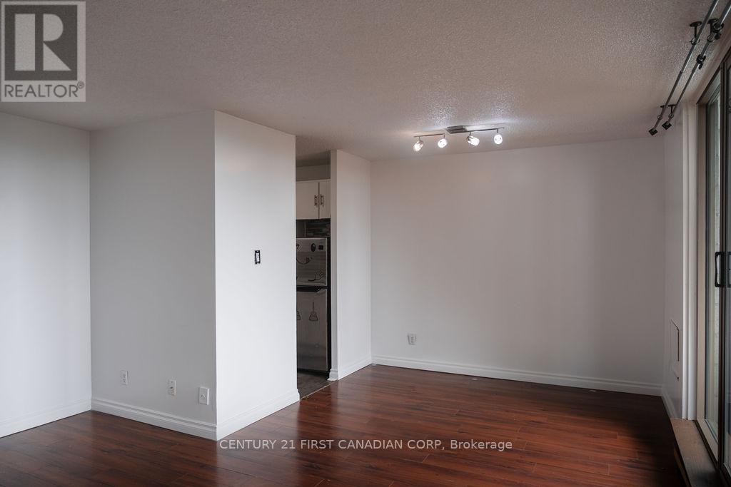 507 - 1103 Jalna Boulevard, London South, Ontario  N6E 2W8 - Photo 4 - X13092410