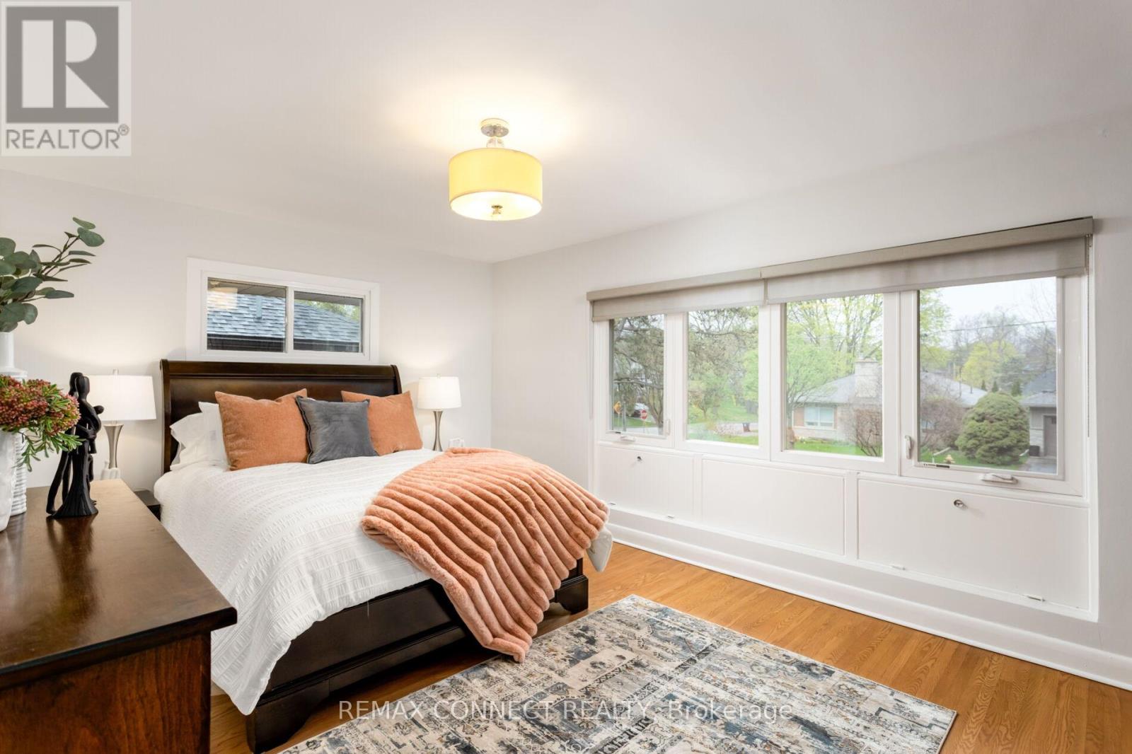 75 Glenellen Drive E, Toronto, Ontario  M8Y 2H2 - Photo 19 - W13092200