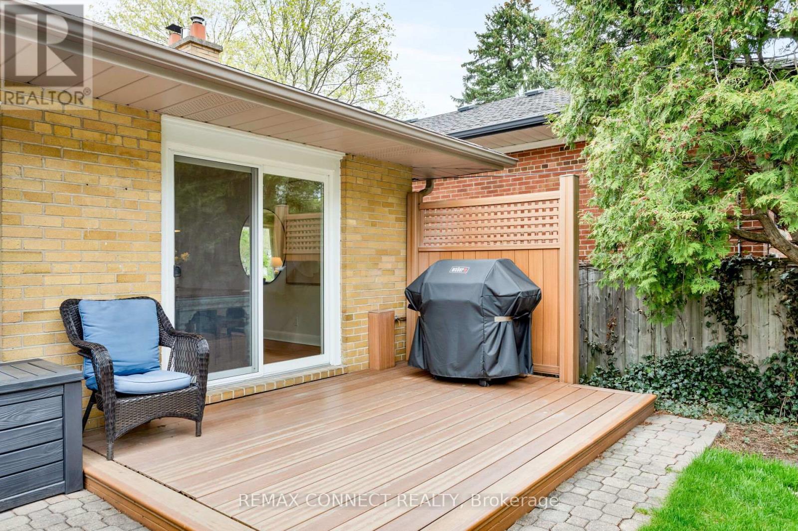 75 Glenellen Drive E, Toronto, Ontario  M8Y 2H2 - Photo 39 - W13092200