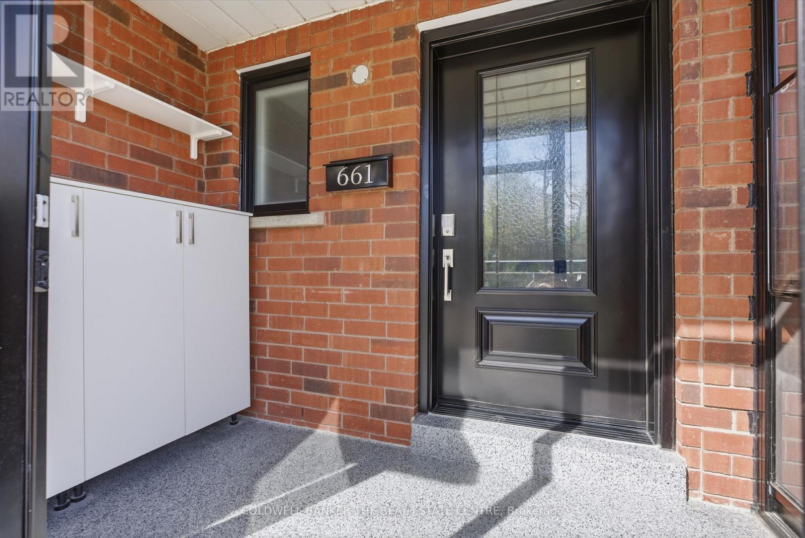 661 Fothergill Blvd Avenue, Burlington, Ontario  L7L 6E5 - Photo 2 - W13092244