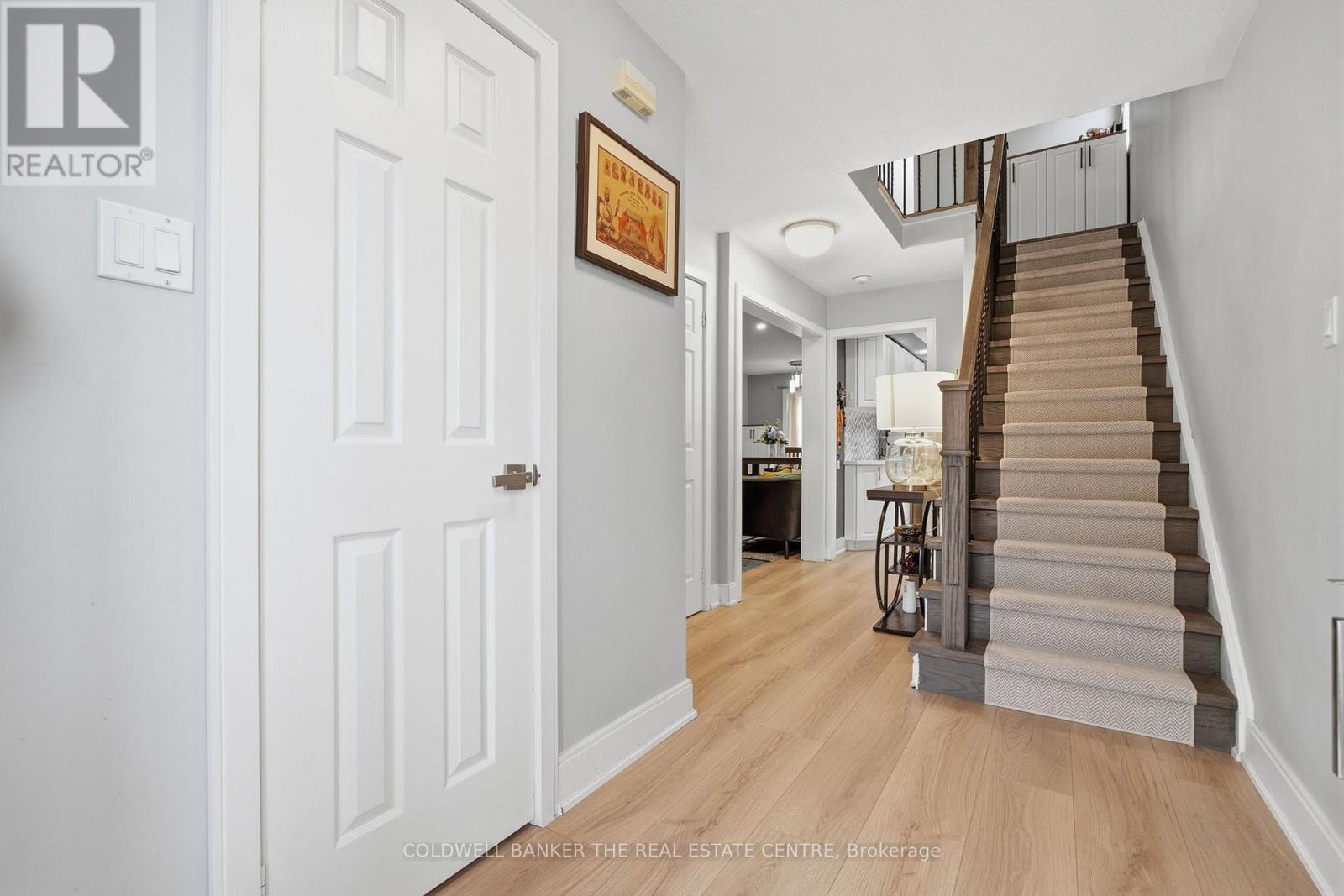 661 Fothergill Blvd Avenue, Burlington, Ontario  L7L 6E5 - Photo 4 - W13092244