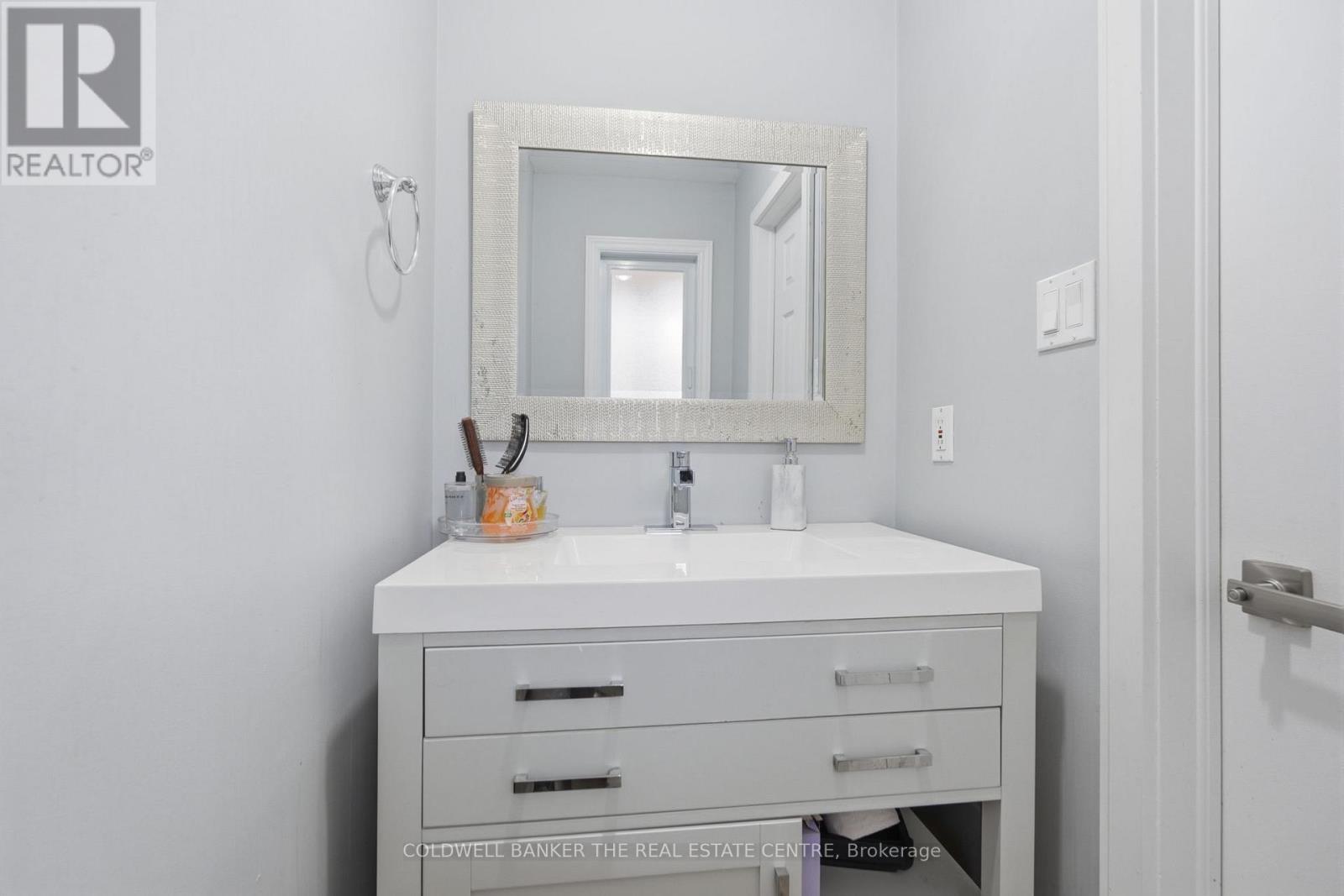661 Fothergill Blvd Avenue, Burlington, Ontario  L7L 6E5 - Photo 9 - W13092244