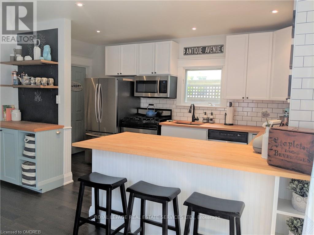 416 Reynolds Street, Oakville, Ontario  L6J 3M4 - Photo 12 - W13092254