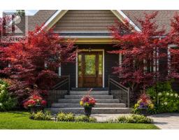 2073 DERAMORE DRIVE, Oakville, Ontario