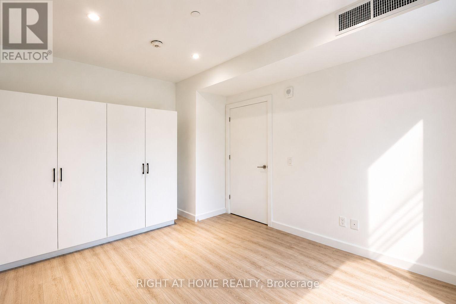 101 - 741 King Street W, Kitchener, Ontario  N2G 0E9 - Photo 12 - X13088010