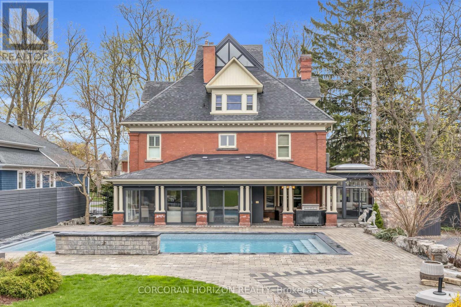 18 Brant Road N, Cambridge, Ontario  N1S 2W1 - Photo 40 - X13092212