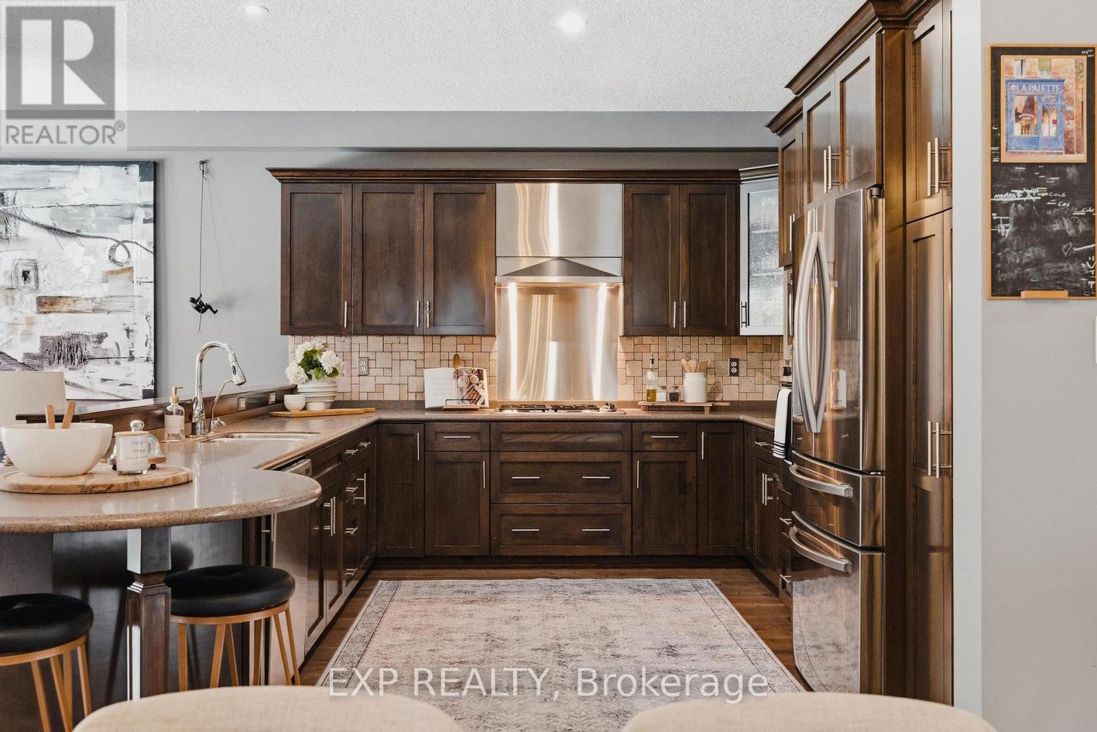 631 Woodlawn Place, Waterloo, Ontario  N2T 0A1 - Photo 14 - X13092274