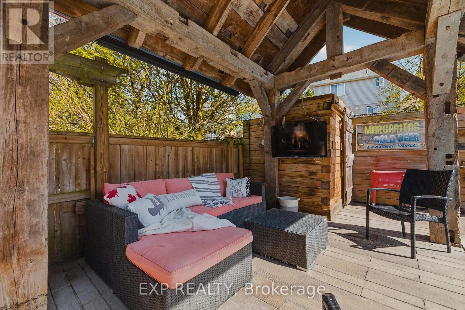 631 Woodlawn Place, Waterloo, Ontario  N2T 0A1 - Photo 46 - X13092274