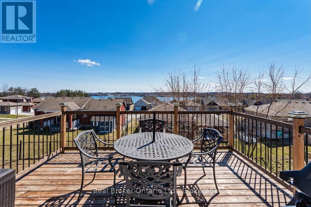 951 Stollar Place, Midland, Ontario  L4R 0A6 - Photo 12 - S12978136