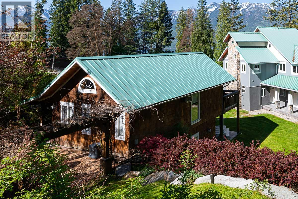 12035 3a Highway, Boswell, British Columbia  V0B 1A3 - Photo 35 - 10385987