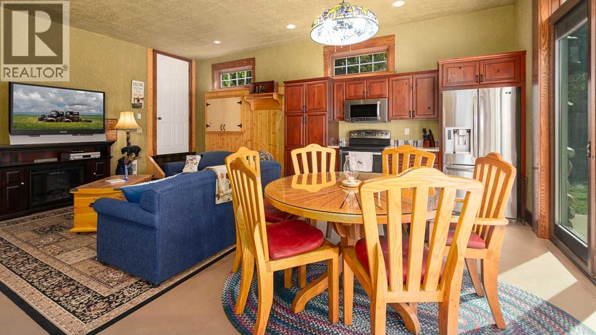 12035 3a Highway, Boswell, British Columbia  V0B 1A3 - Photo 55 - 10385987