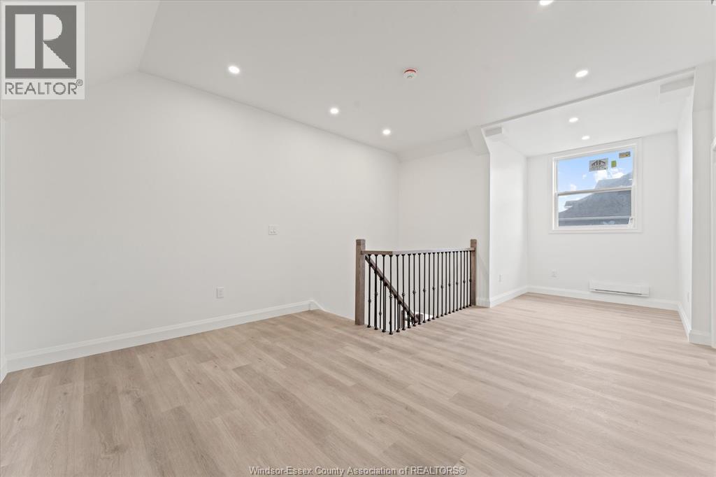 702 Pierre Unit# 5, Windsor, Ontario  N9A 2K5 - Photo 11 - 26010312