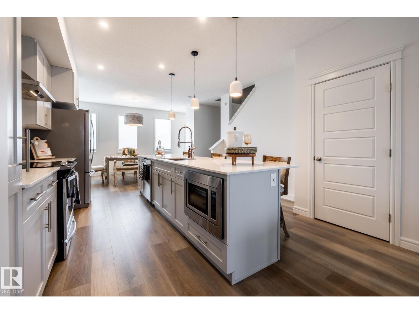 1943 Graydon Hill Green Gr Sw Sw, Edmonton, Alberta  T6W 4C3 - Photo 10 - E4486024