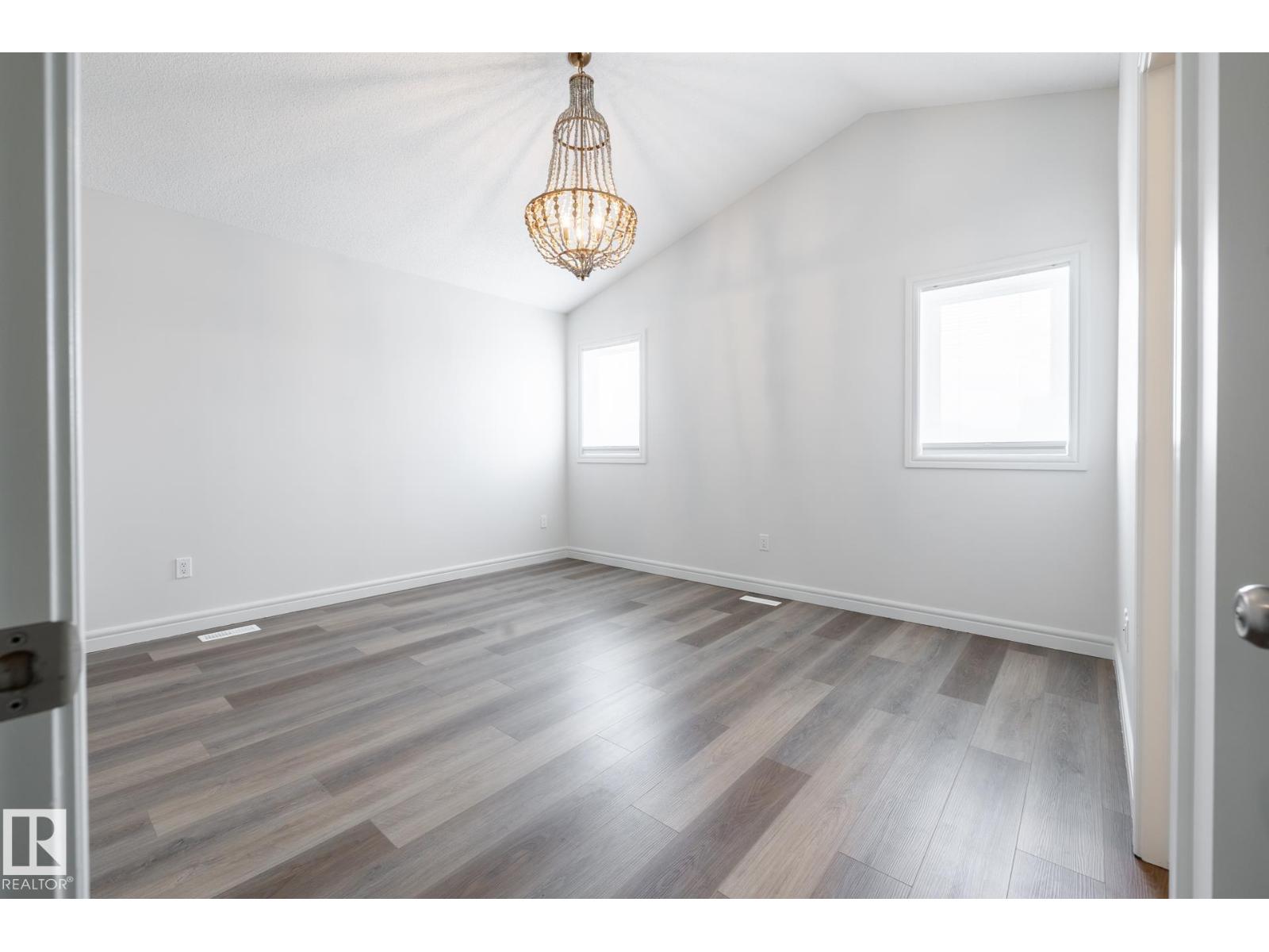 1943 Graydon Hill Green Gr Sw Sw, Edmonton, Alberta  T6W 4C3 - Photo 32 - E4486024