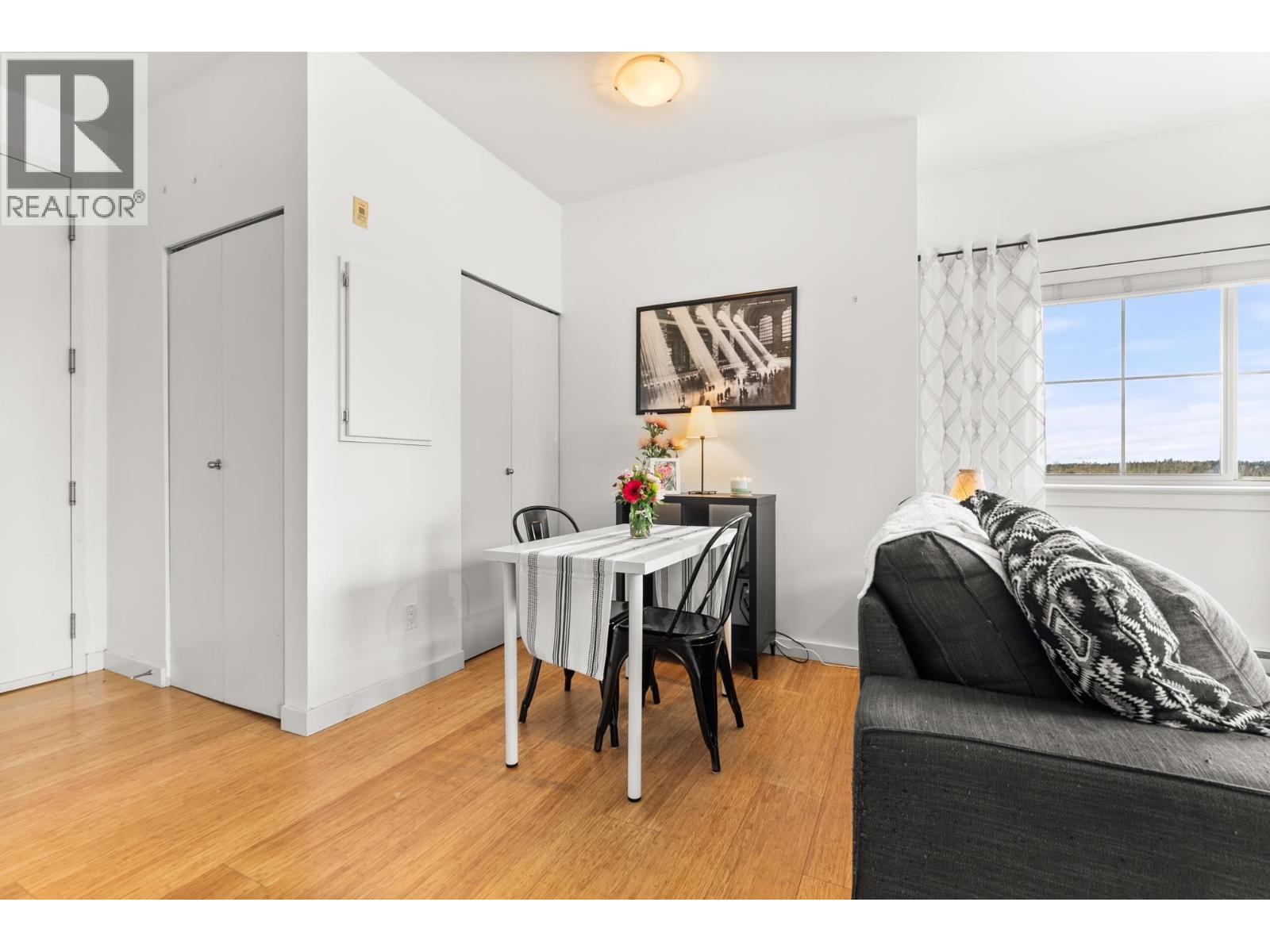 202 6233 London Road, Richmond, British Columbia  V7E 6R7 - Photo 11 - R3105139