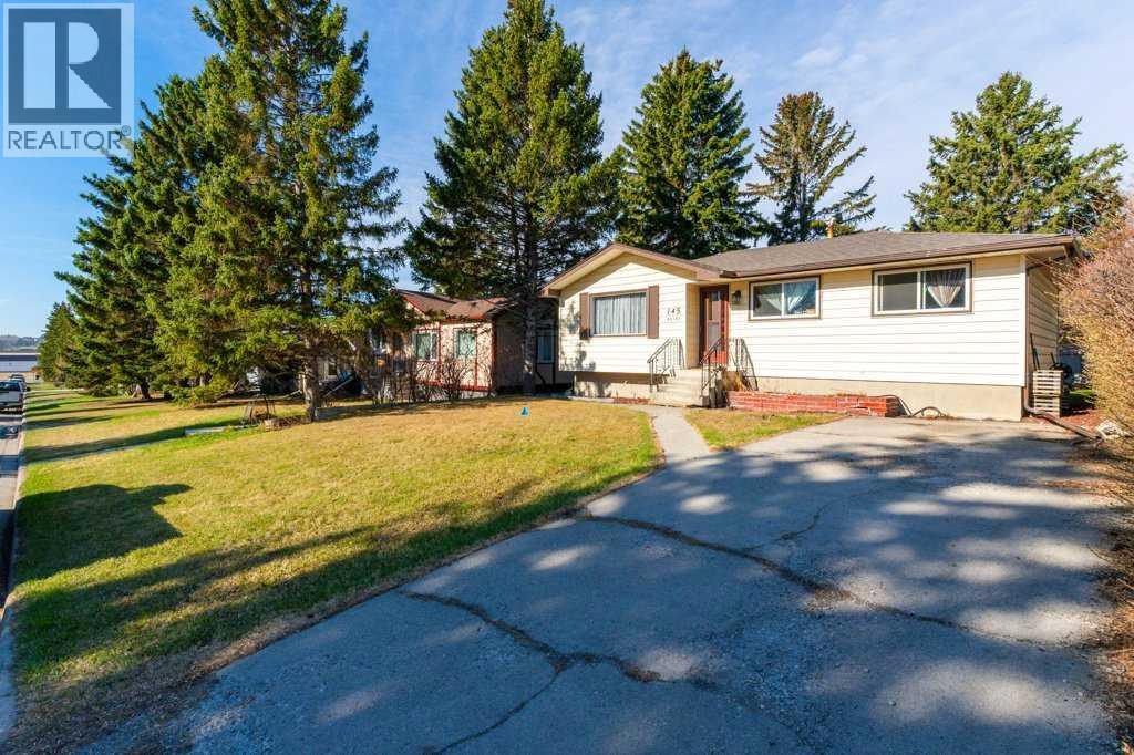 145 Baird Avenue, Cochrane, Alberta  T4C 1C7 - Photo 36 - A2297105