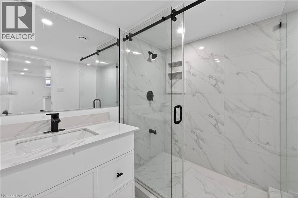 124 Corman Avenue, Stoney Creek, Ontario  L8G 3W4 - Photo 47 - 40816421