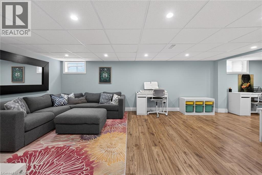 225 Bond Street, Hamilton, Ontario  L8S 3W8 - Photo 21 - 40827890