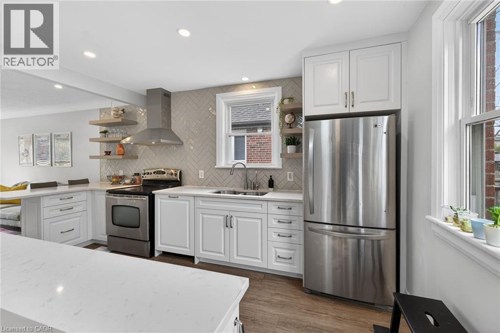 225 Bond Street, Hamilton, Ontario  L8S 3W8 - Photo 10 - 40827890