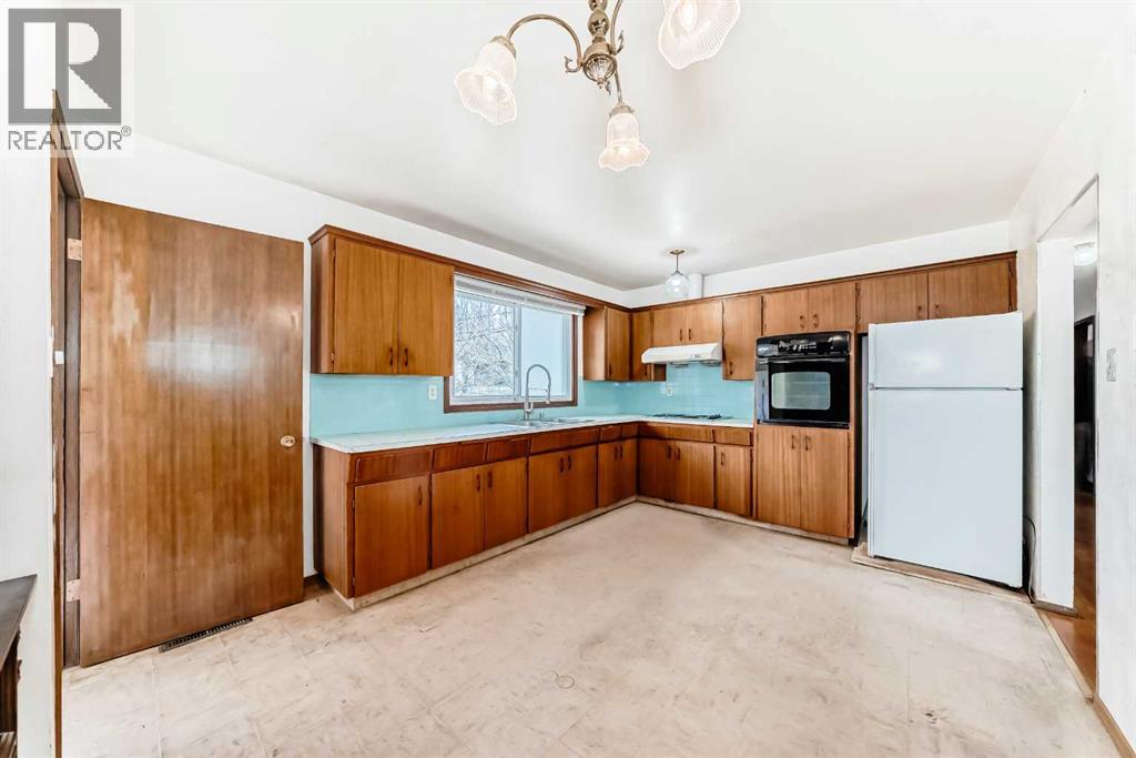 8623 Alanwood Street Se, Calgary, Alberta  T2H 1R9 - Photo 4 - A2306367