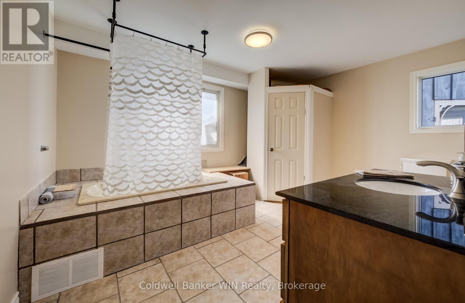 111690 Grey Road 14, Southgate, Ontario  N0G 1N0 - Photo 20 - X13092322
