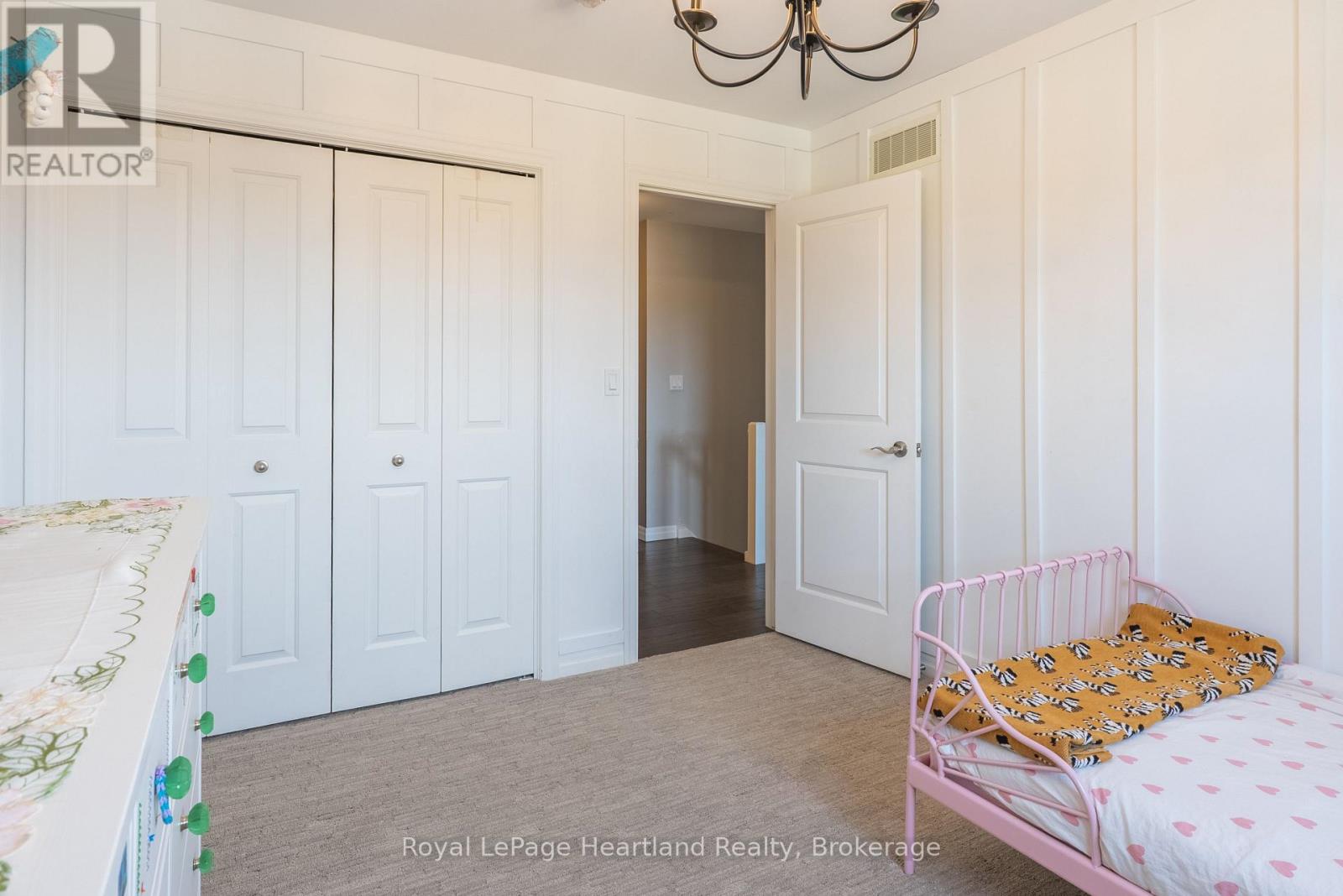 231 Campanale Way, Lucan Biddulph (Lucan), Ontario  N0M 2J0 - Photo 21 - X13092476