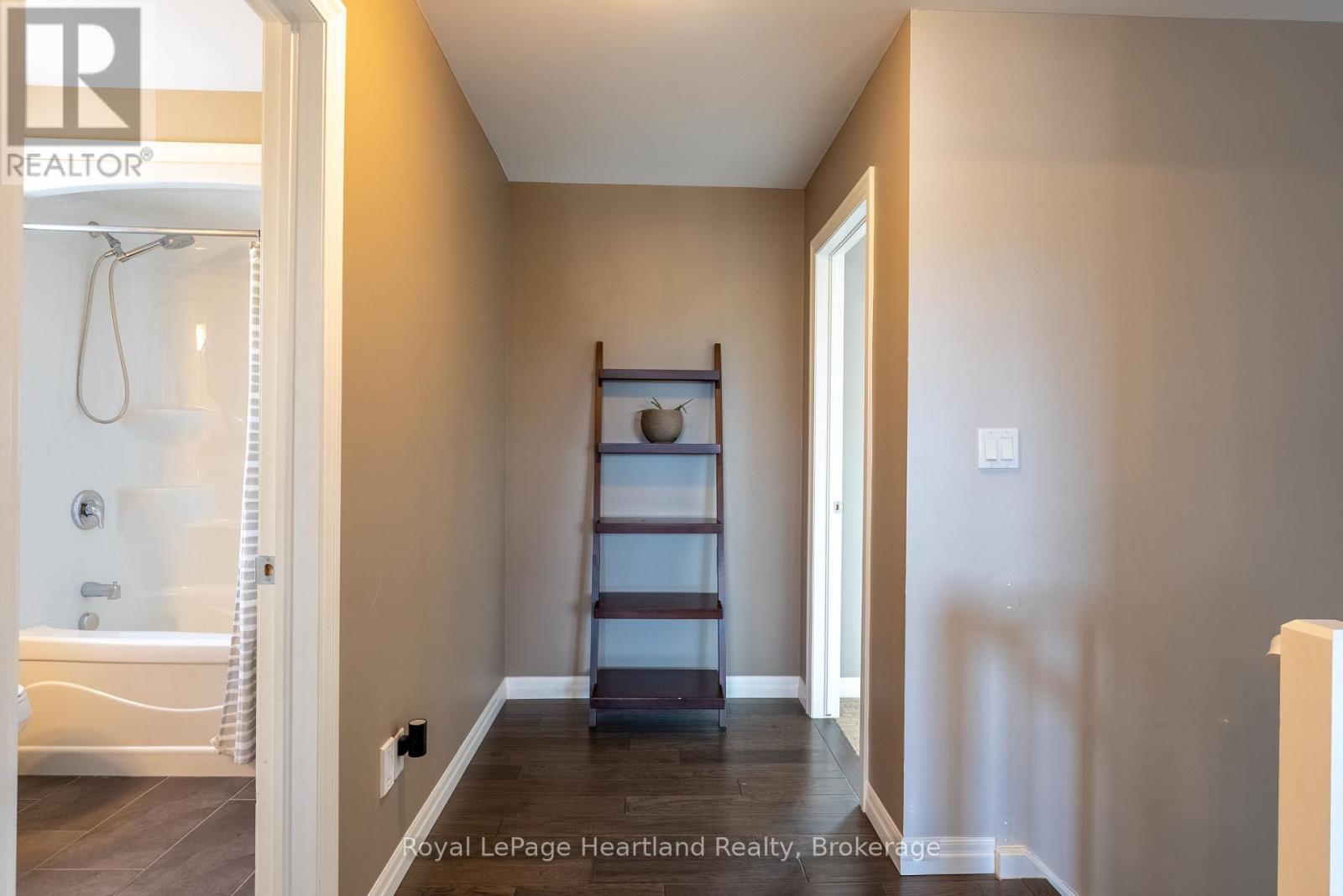 231 Campanale Way, Lucan Biddulph (Lucan), Ontario  N0M 2J0 - Photo 23 - X13092476