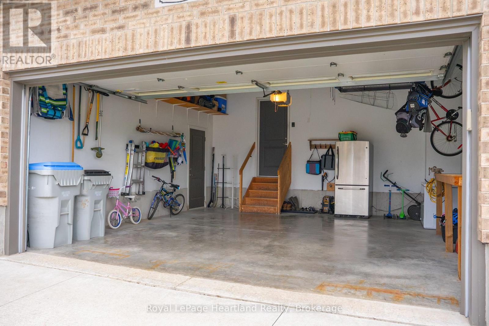 231 Campanale Way, Lucan Biddulph (Lucan), Ontario  N0M 2J0 - Photo 36 - X13092476