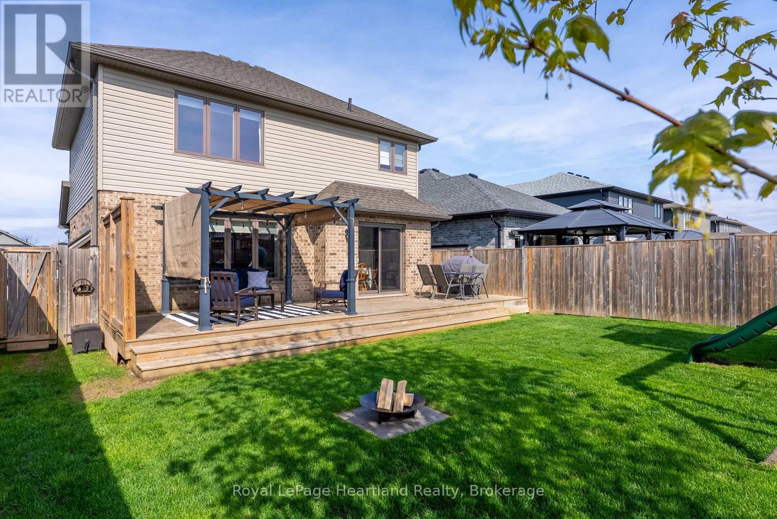 231 Campanale Way, Lucan Biddulph (Lucan), Ontario  N0M 2J0 - Photo 38 - X13092476