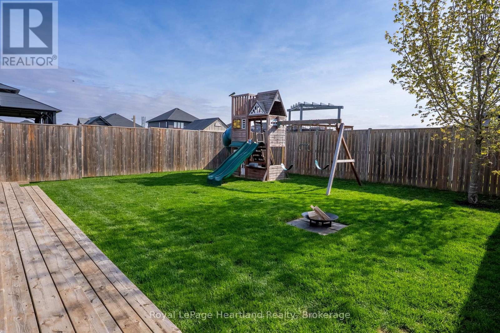 231 Campanale Way, Lucan Biddulph (Lucan), Ontario  N0M 2J0 - Photo 39 - X13092476