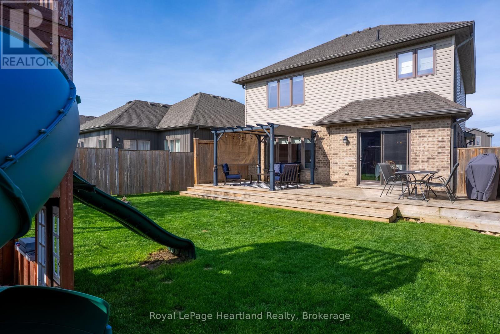 231 Campanale Way, Lucan Biddulph (Lucan), Ontario  N0M 2J0 - Photo 41 - X13092476