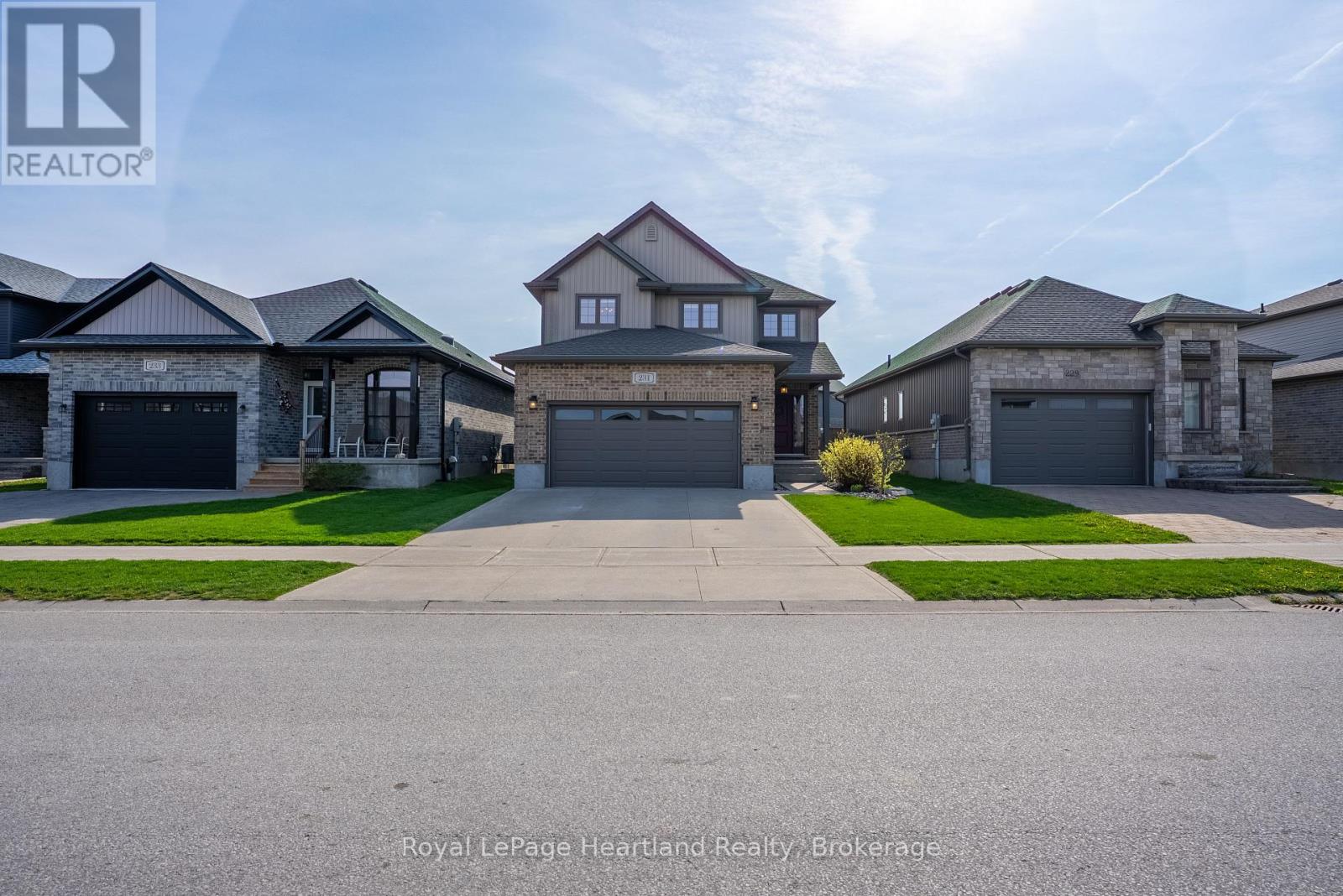 231 Campanale Way, Lucan Biddulph (Lucan), Ontario  N0M 2J0 - Photo 45 - X13092476