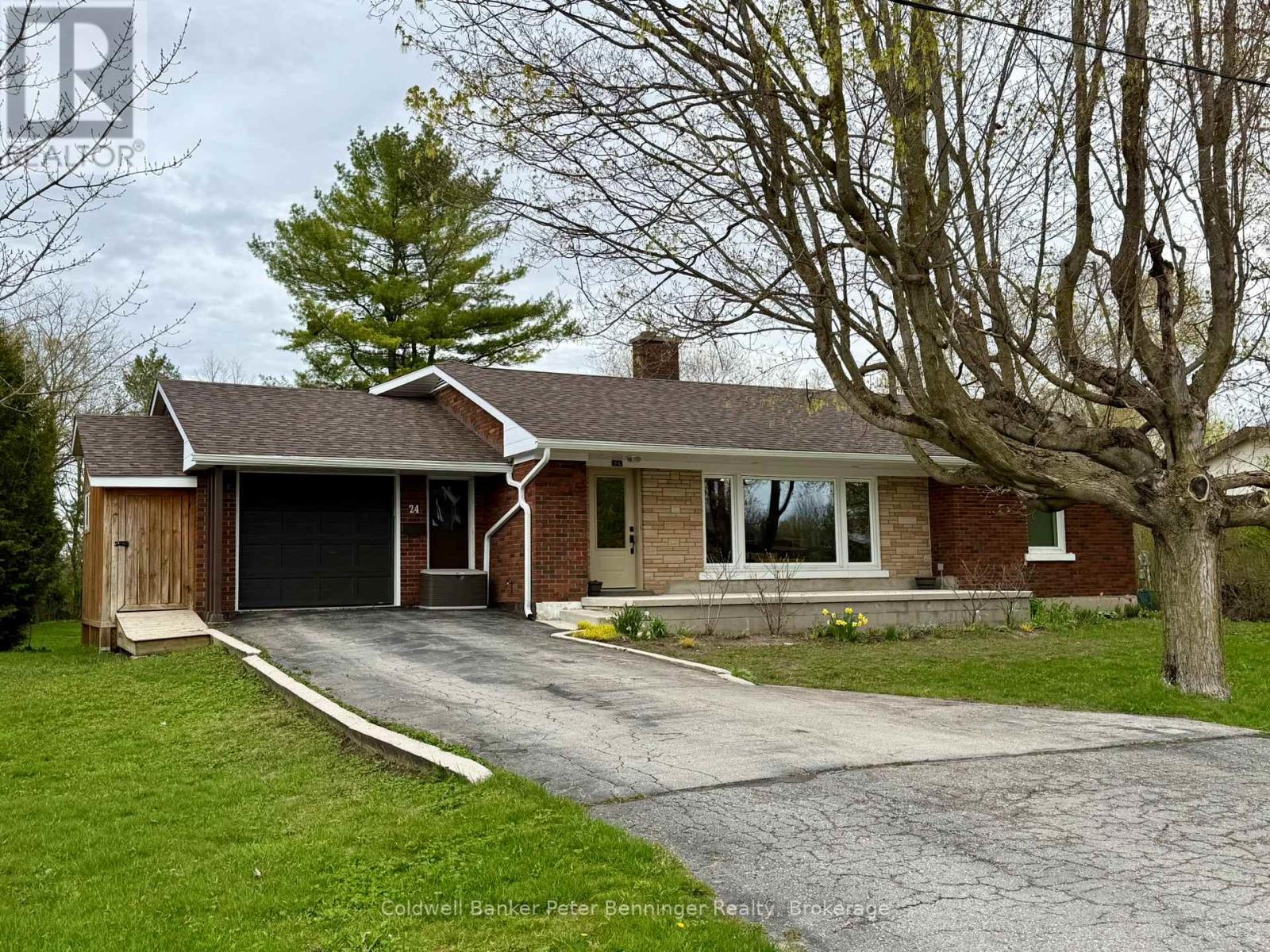 24 Mullen Drive, Brockton, Ontario  N0G 2V0 - Photo 2 - X13092600
