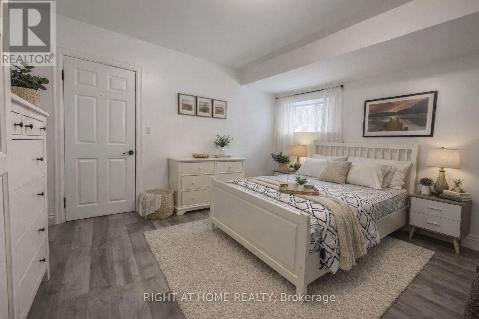 214 CLANTON PARK ROAD, Toronto, Ontario