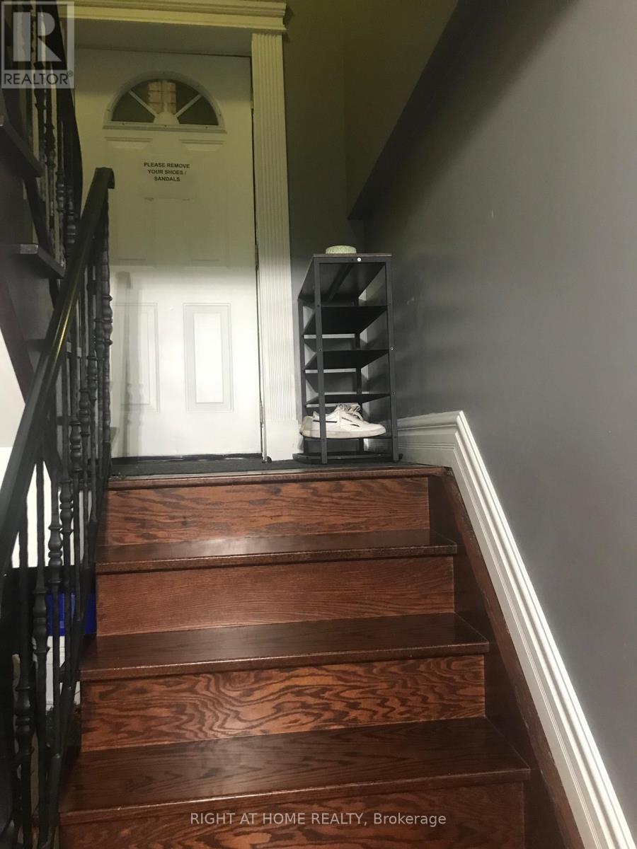 214 Clanton Park Road, Toronto, Ontario  M3H 2G1 - Photo 15 - C12967924