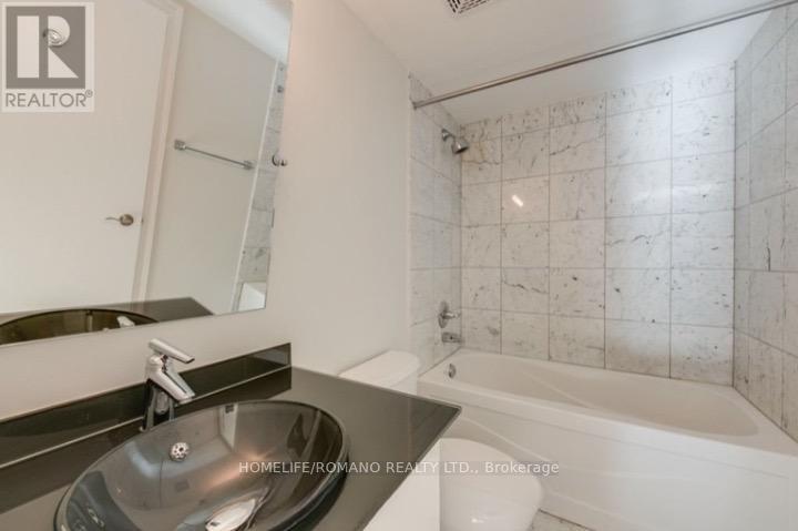 504 - 8 Scollard Street, Toronto, Ontario  M5R 1M2 - Photo 9 - C13085586