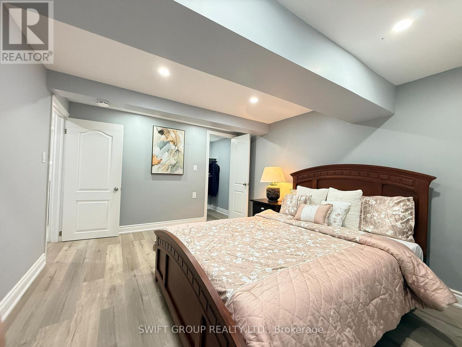 2218 Buttonbush Crescent, Mississauga, Ontario  L5L 1C5 - Photo 16 - W13075400