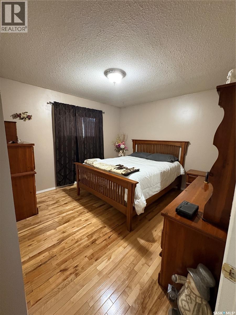 607 Hall Street, Kelvington, Saskatchewan  S0A 1W0 - Photo 18 - SK035133