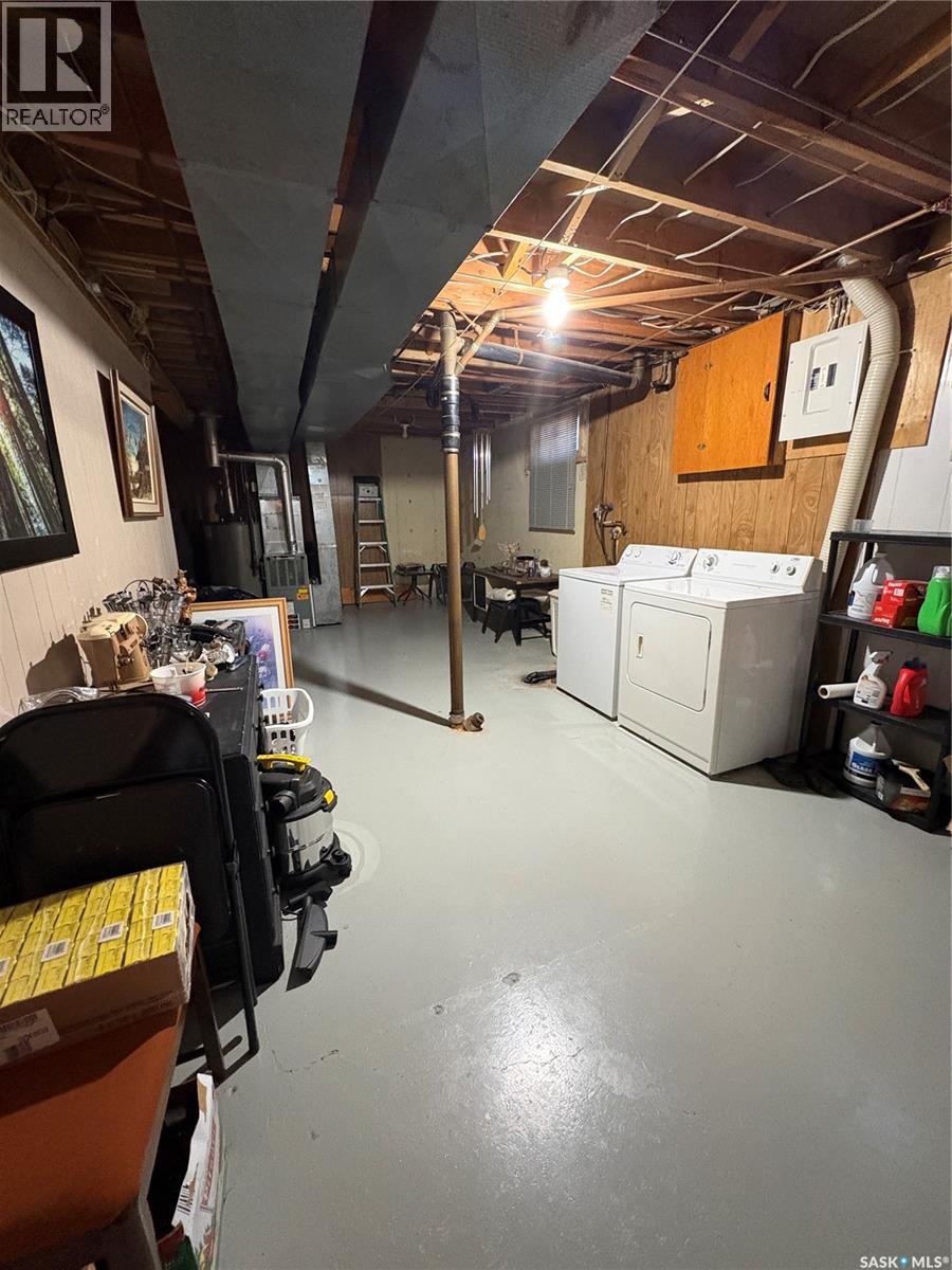607 Hall Street, Kelvington, Saskatchewan  S0A 1W0 - Photo 26 - SK035133