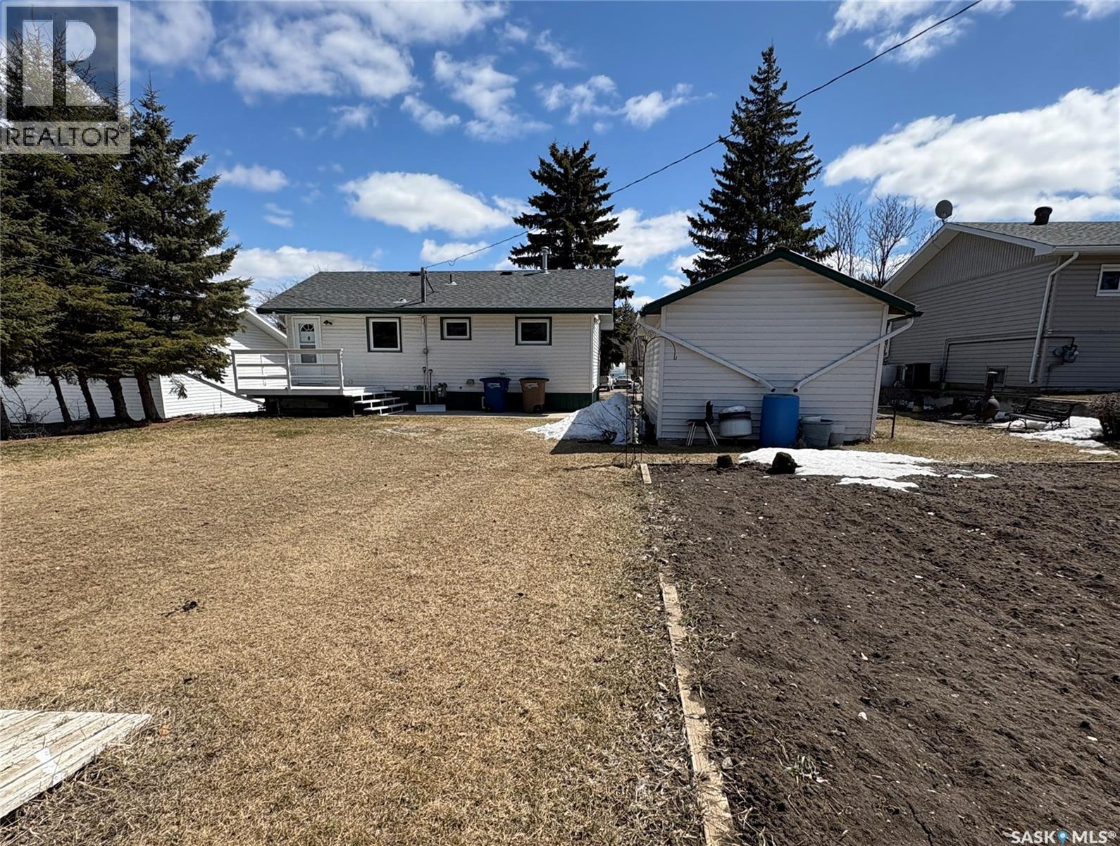 607 Hall Street, Kelvington, Saskatchewan  S0A 1W0 - Photo 8 - SK035133