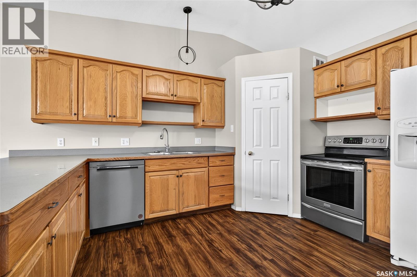 16 Flax Road, Moose Jaw, Saskatchewan  S6J 1G3 - Photo 16 - SK034863