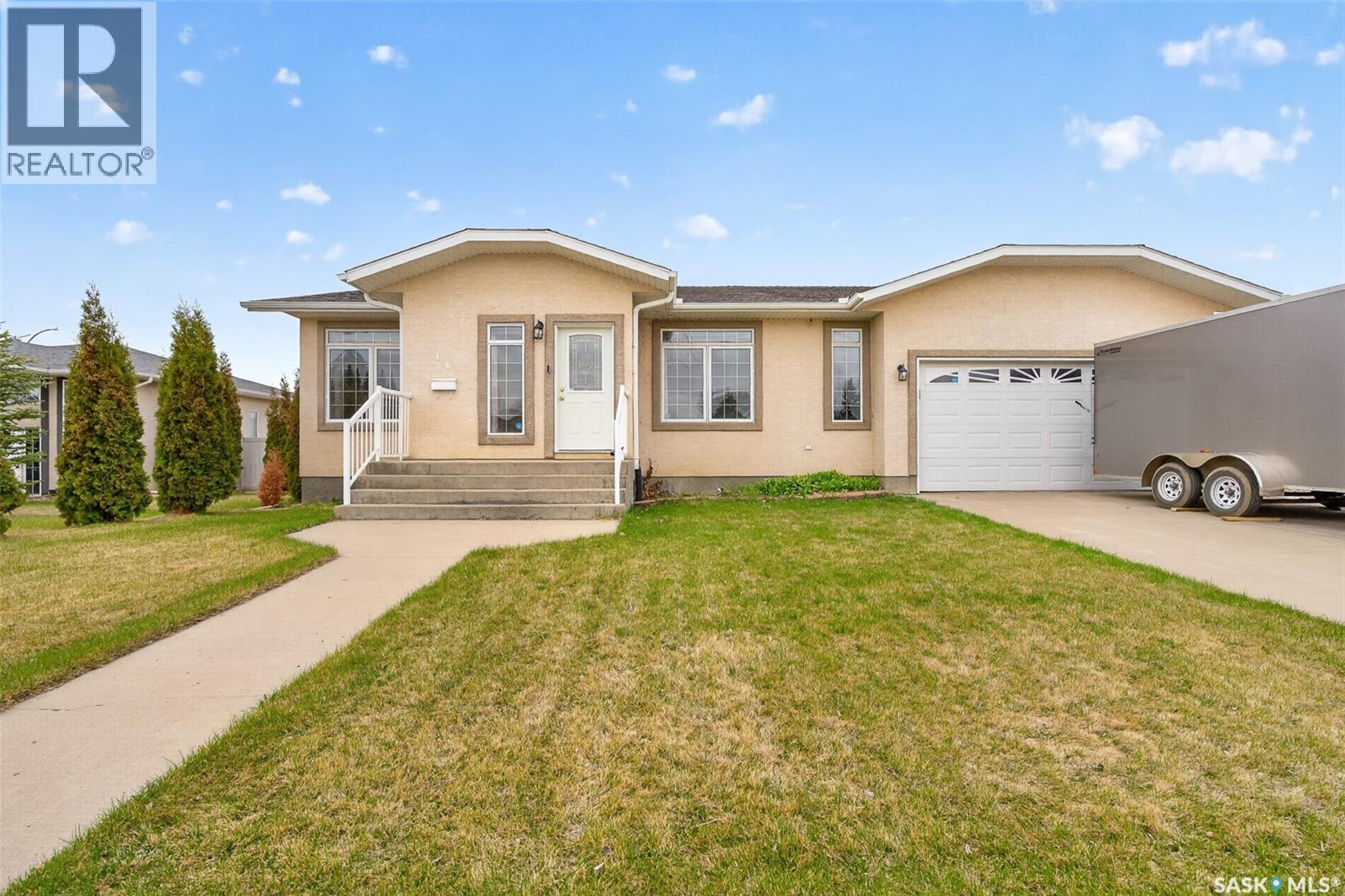 16 Flax Road, Moose Jaw, Saskatchewan  S6J 1G3 - Photo 5 - SK034863